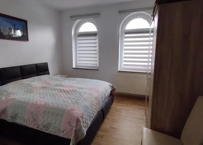 Am Hoerselufer Apartment